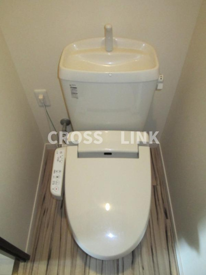 【トイレ】 | Grandtic エルドラード | 同アパート別号室の画像です