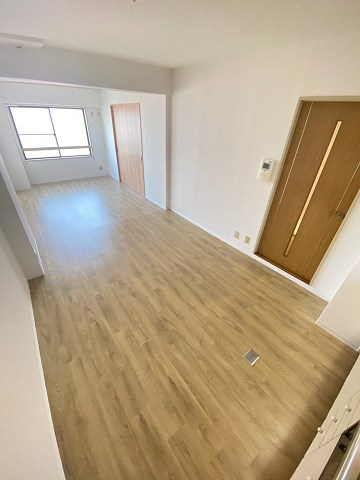 Reve甲東園Ⅰの居間・リビング