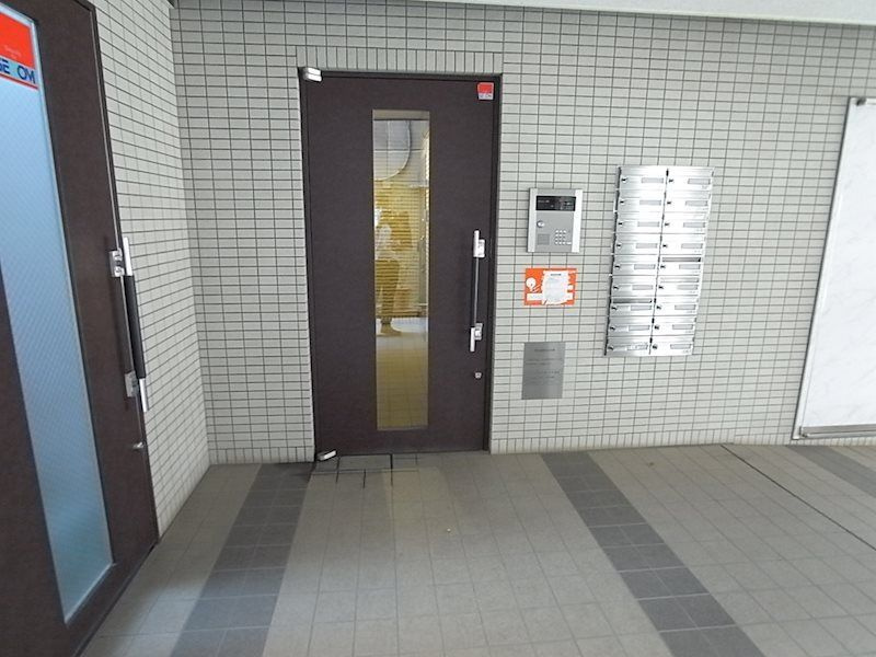 ブライトンブリッジのエントランス