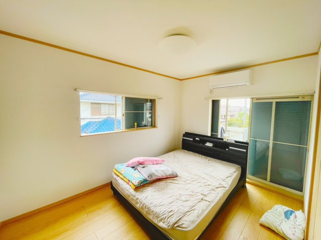 小山市中久喜カチタス施工中古物件の洋室