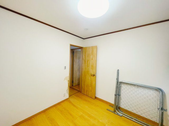 小山市中久喜カチタス施工中古物件の洋室