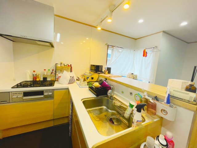 小山市中久喜カチタス施工中古物件のキッチン