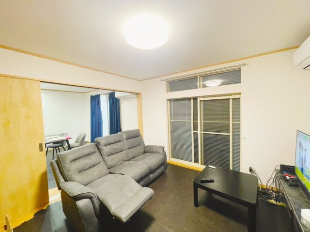 小山市中久喜カチタス施工中古物件の洋室