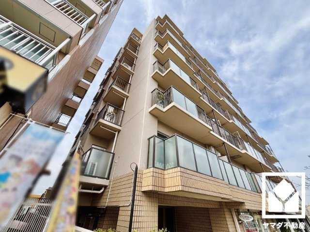 コスモ丹波橋の外観