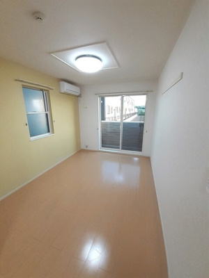 【内装】 | グリッターコートⅡ