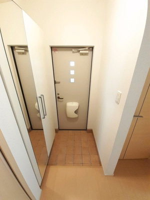 【玄関】 | グリッターコートⅡ