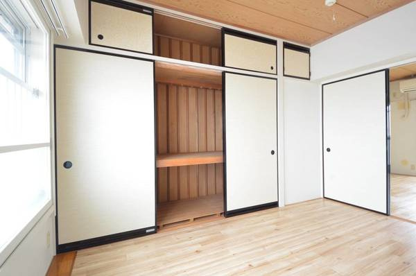 ビレッジハウス燕2号棟の収納|ビレッジハウスの同一物件・同一タイプの間取りの写真です