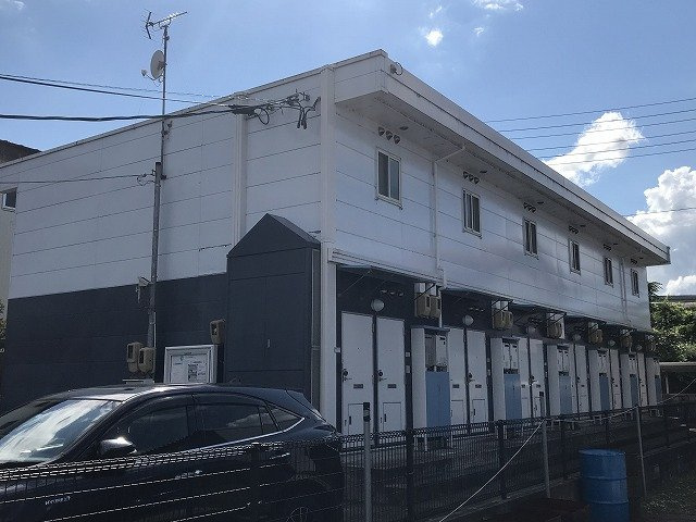 レオパレスＷＥＳＴ　Ｓｔａｒの外観