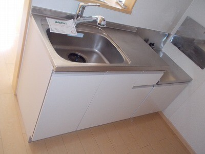 ＳＵＮ’Ｓ　ＧＡＲＤＥＮ中央Ⅰのキッチン