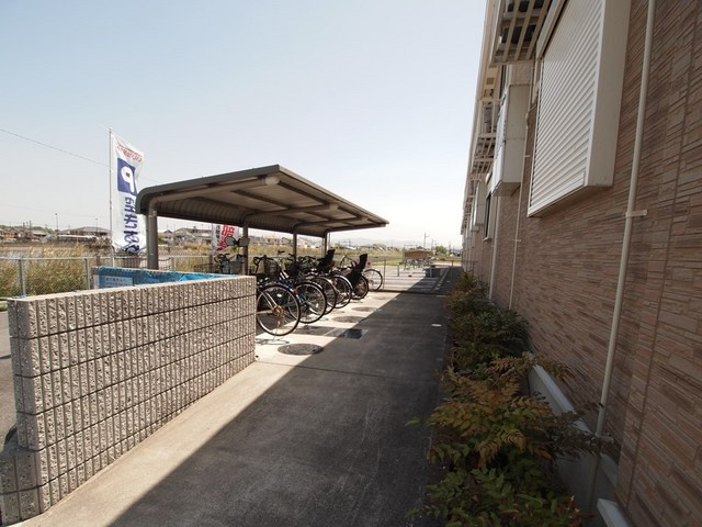 クラール・ブリーゼのその他