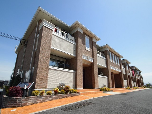 クラール・ブリーゼの外観