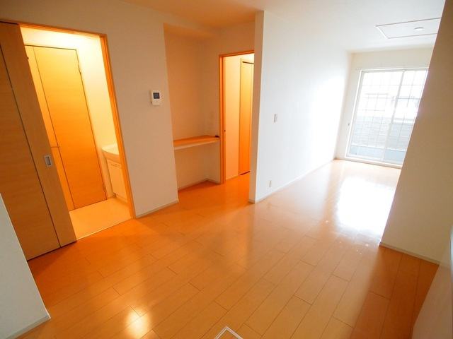 クラール・ブリーゼの居間・リビング