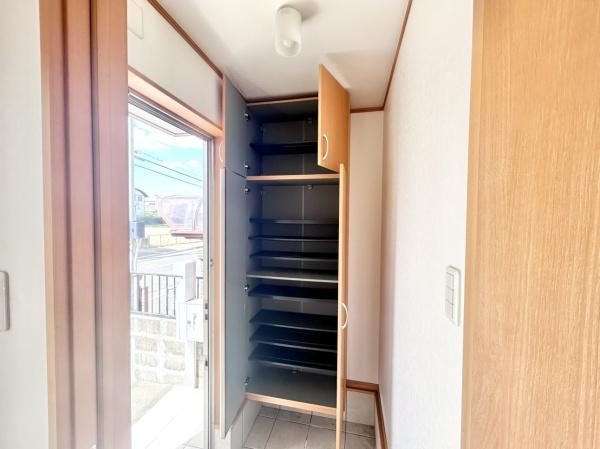 【収納】 | シューズクローゼットで散らかりがちな玄関もスッキリ！
