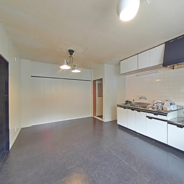 松山マンションの居間・リビング