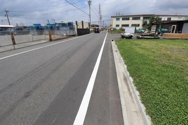 岐阜市柳津町南塚5丁目のその他|南側道路