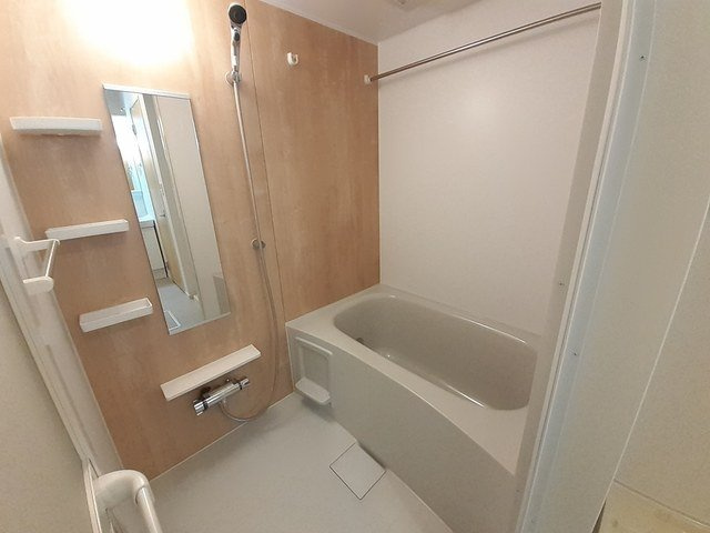 エソール中川の浴室|日々の疲れを癒すお風呂付です