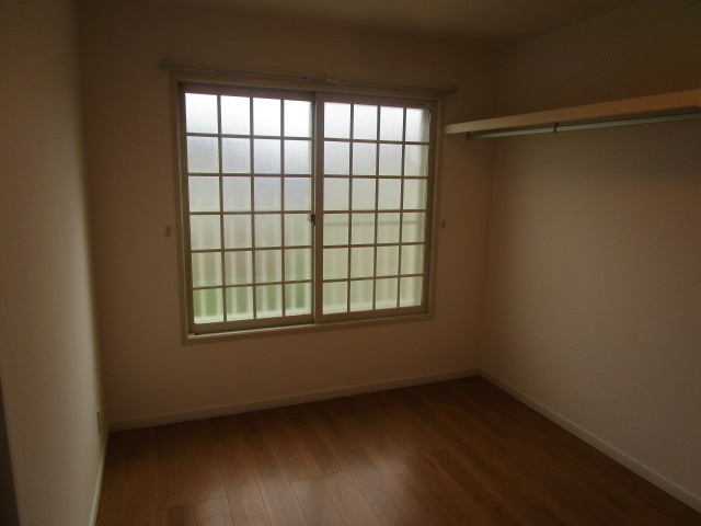 祥栄リースハウスの洋室