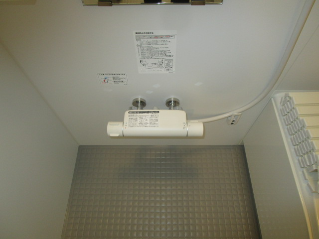 祥栄リースハウスの浴室