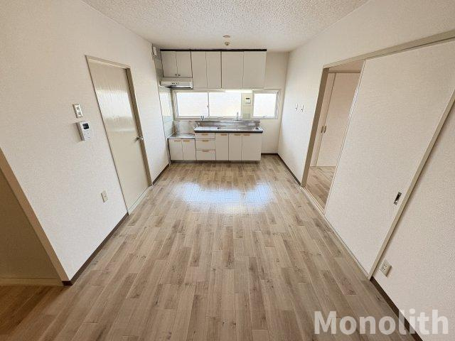 エイチ・ツーオー岸和田の居間・リビング