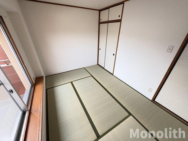 エイチ・ツーオー岸和田の和室