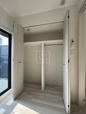 【収納】 | S-RESIDENCE日本橋Qualier | S-RESIDENCE日本橋Qualier（エスレジデンス日本橋クオリア）　クローゼット