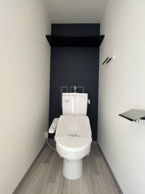 【トイレ】 | S-RESIDENCE日本橋Qualier | S-RESIDENCE日本橋Qualier（エスレジデンス日本橋クオリア）　温水洗浄便座