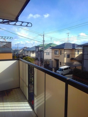 ソレアードＭのバルコニー|バルコニーからの眺めを楽しみながら食事をしませんか