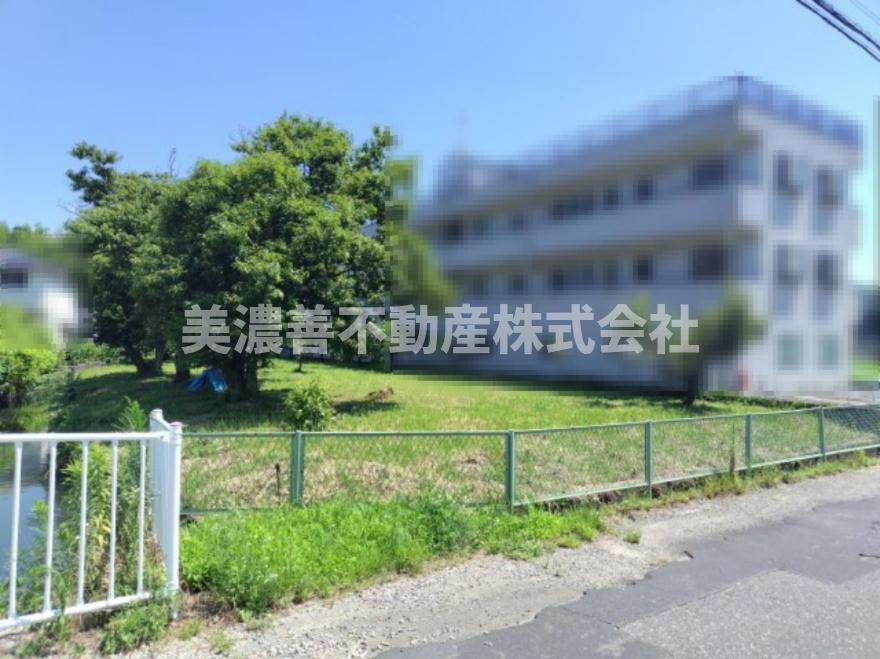 ６５３７６　岐阜市粟野西7丁目土地の外観