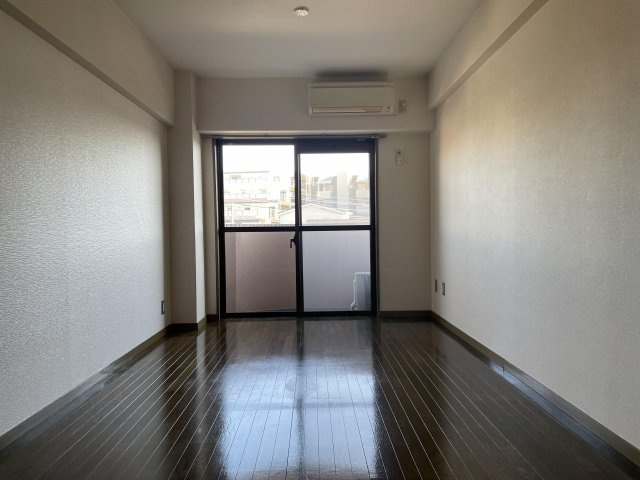 プレシャスコア中浦和の居間・リビング