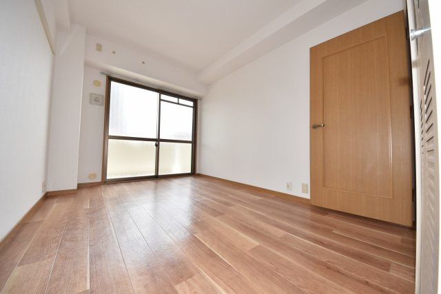 サウスサイドなにわ筋の寝室