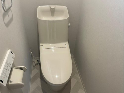 【内観：施工例】 | 天童市柏木町【新築建売住宅】① | 節水タイプのトイレは水道代の節約に繋がります。