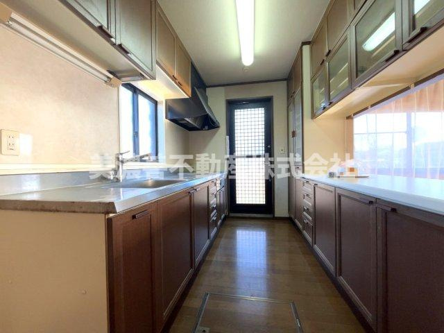 ６５８９０　羽島市福寿町間島６丁目中古戸建てのキッチン