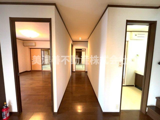 ６５８９０　羽島市福寿町間島６丁目中古戸建ての内装