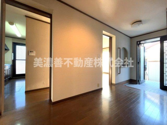 ６５８９０　羽島市福寿町間島６丁目中古戸建ての内装