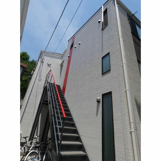 川崎市多摩区三田２丁目のアパートの外観