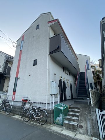 川崎市多摩区三田２丁目のアパート