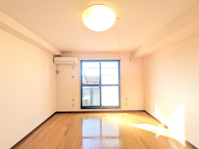 スペースフォースの居間・リビング