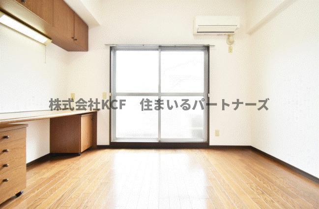 ロックフィル瀬下の居間・リビング