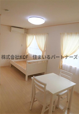 【寝室】 | サンヒルズⅡ | 使いやすいリビングです