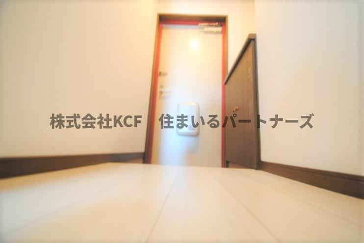クラウンⅡ津福の玄関|玄関です