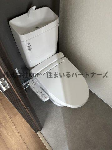 S-RESIDENCE久留米六ツ門abreastⅡのトイレ|落ち着いた色調のトイレです