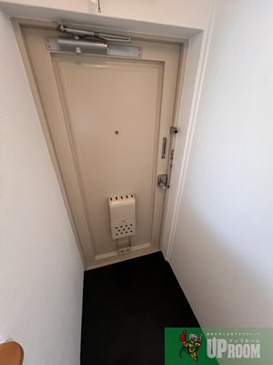花の木農住団地竹花ハイツの玄関