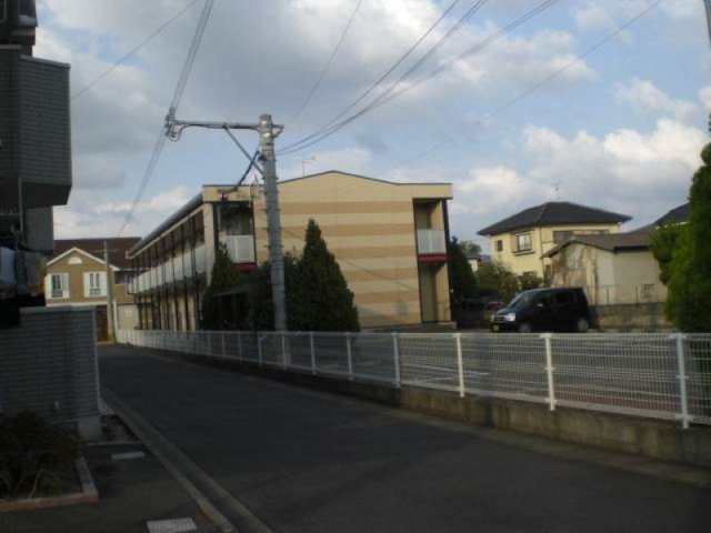 レオパレス蓮町の外観