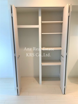 【収納】 | ラ・フォルム本町WEST | 豊富な収納スペース！寝室にもクローゼットがあります！