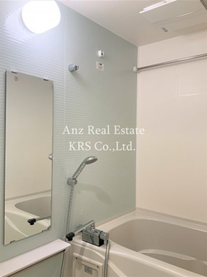 【浴室】 | ラ・フォルム本町WEST | 雨の日も安心して洗濯物が干せる浴室乾燥機付♪