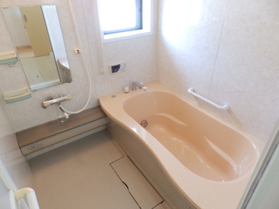 【浴室】 | リビングタウン山大通り A棟