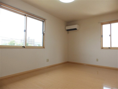 【洋室】 | リビングタウン山大通り A棟