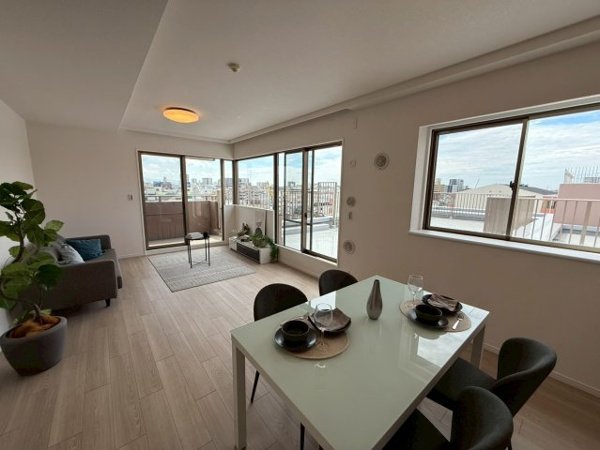 【居間・リビング】