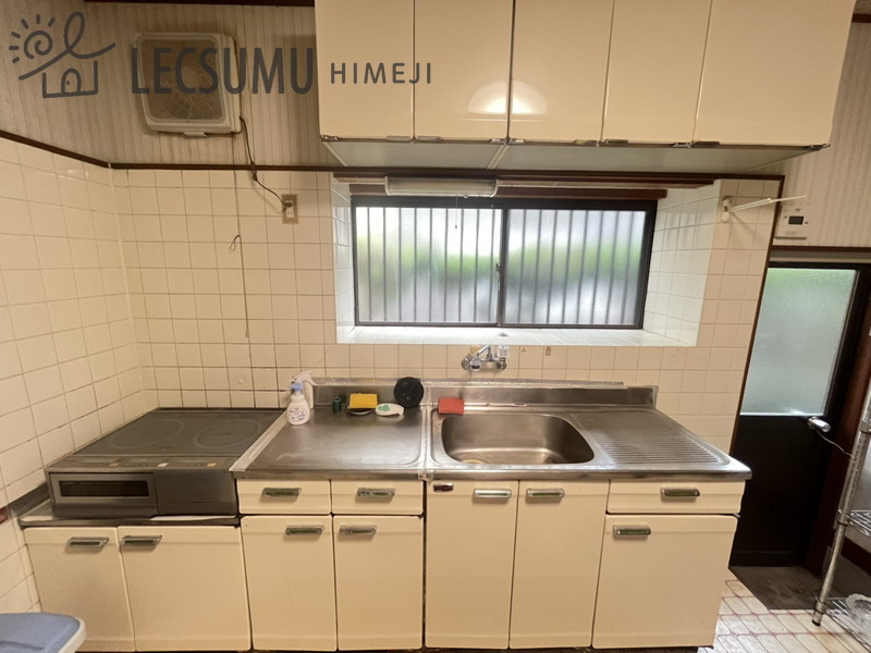 姫路市香寺町溝口/中古戸建のキッチン