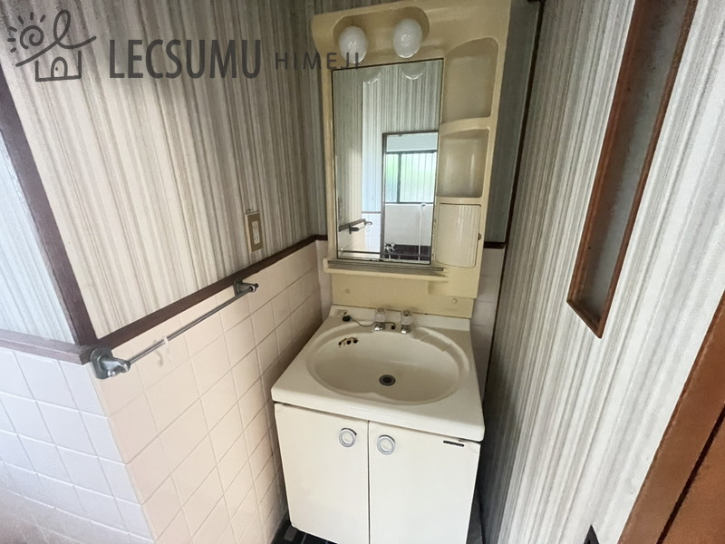 姫路市香寺町溝口/中古戸建の独立洗面台